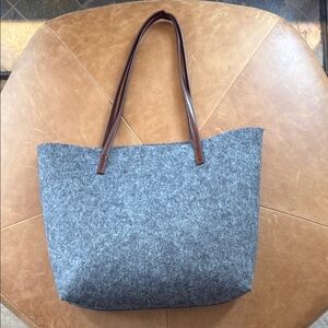 Gray and Brown Tote Bag with Sturdy Material and Classic Shape